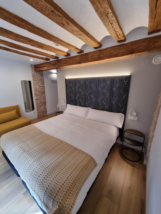 Hostal La Rua Estella Exterior photo